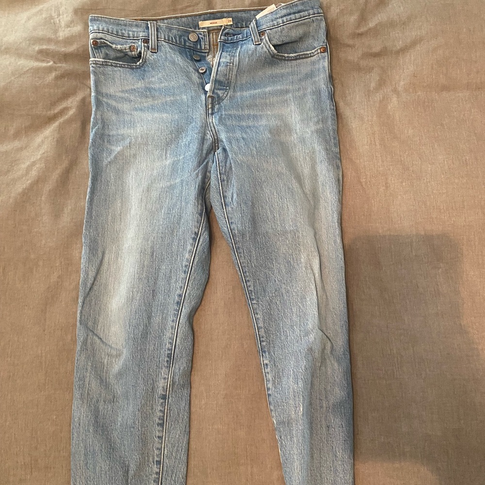 Levi’s Wedgie Fit Jeans